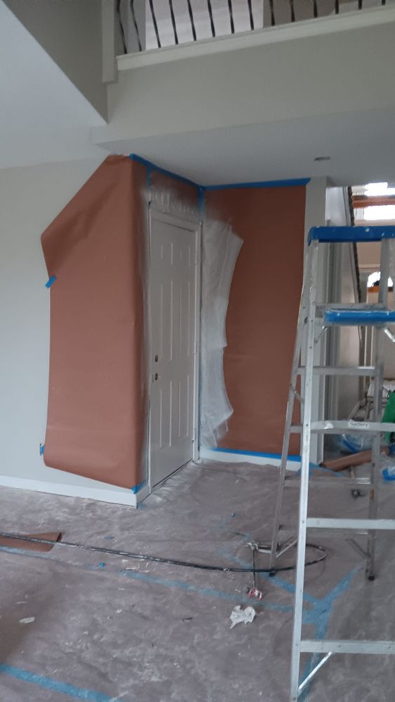 Fence and Full Home Interior Painting and Drywall repair for Dead Tree General Contracting in Carbondale, Illinois