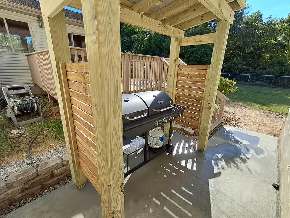 Concrete pad and Grill Hut for Dead Tree General Contracting in Carbondale, Illinois