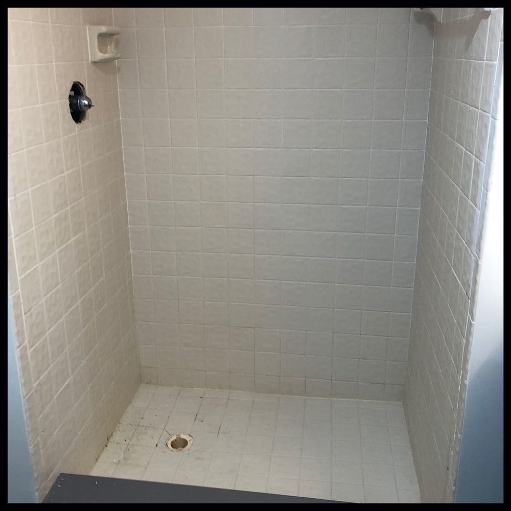  Painting for J & J Refinishing in Fort Lauderdale,  FL