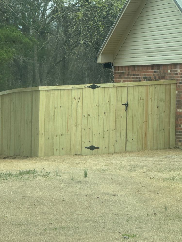 All Photos for Pennington Fence Co in Tupelo, MS