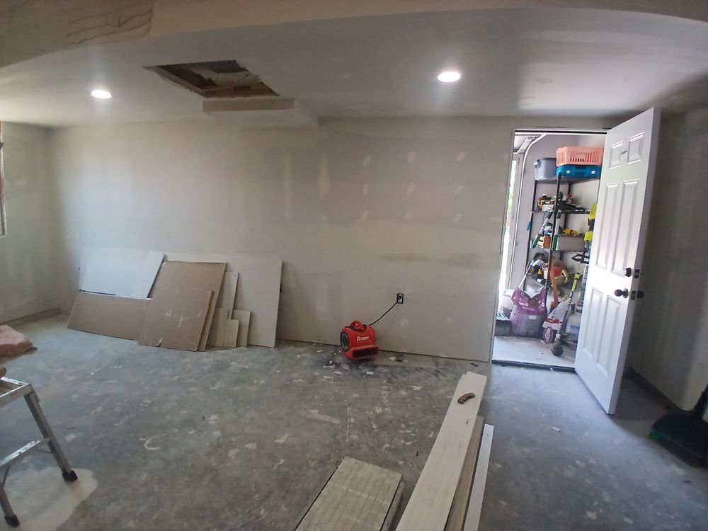 Carterville Garage Conversion for Dead Tree General Contracting in Carbondale, Illinois