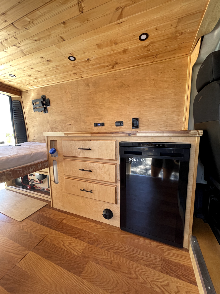 All Photos for Mauka to Makai RV Renovations in Los Angeles, CA