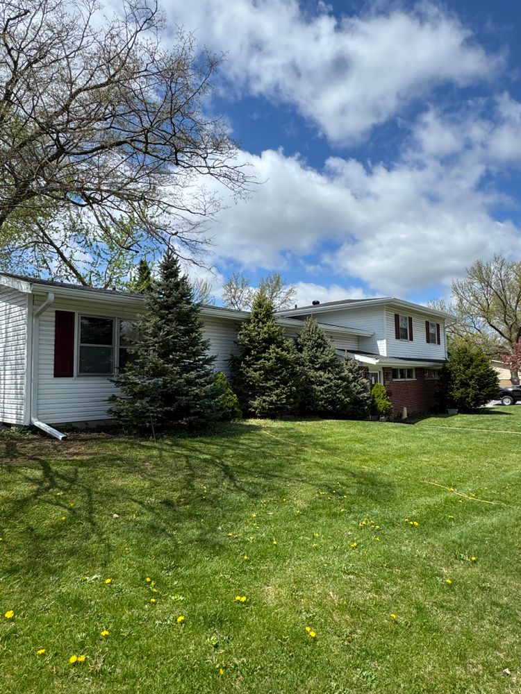 All Photos for Horns Seamless Gutters and Leaf Guards in Huntington,, IN