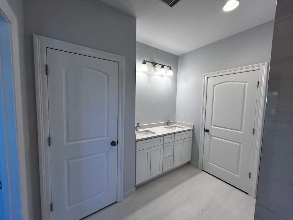 All Photos for Zero Spots Painting in Tuscaloosa County, AL