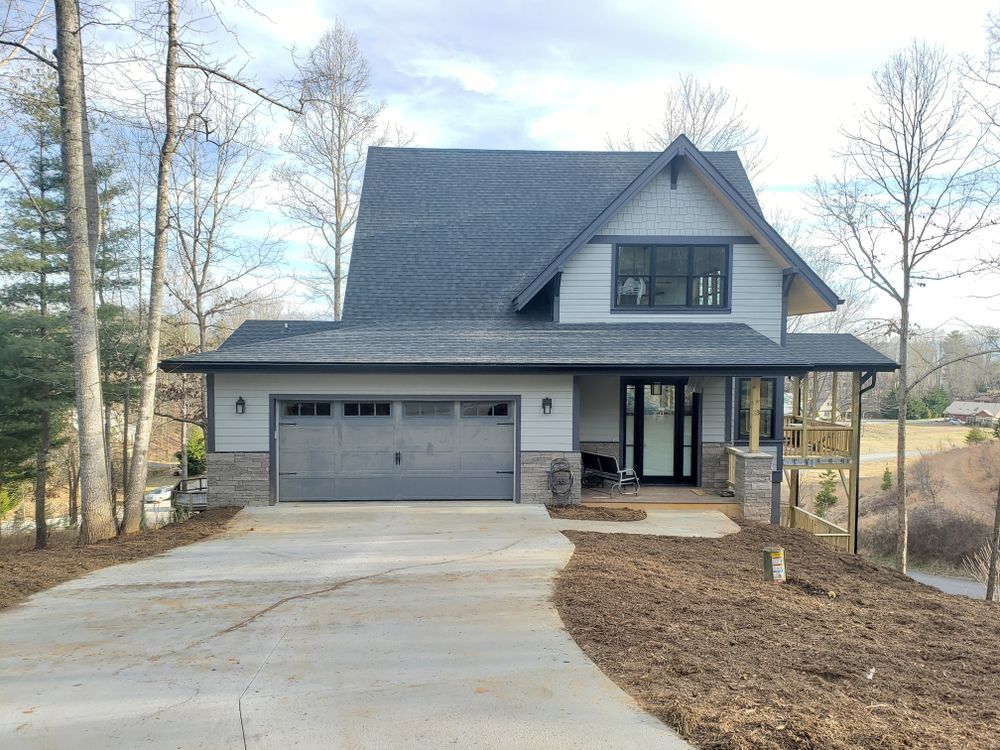 All Photos for Dotson Seamless Guttering LLC in Mars Hill, NC