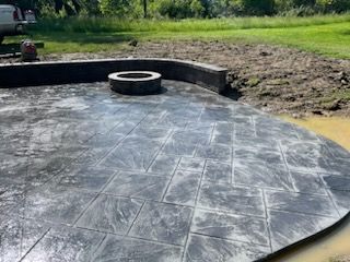Walls/Fire Pits for Doncrete LLC in Medina, OH