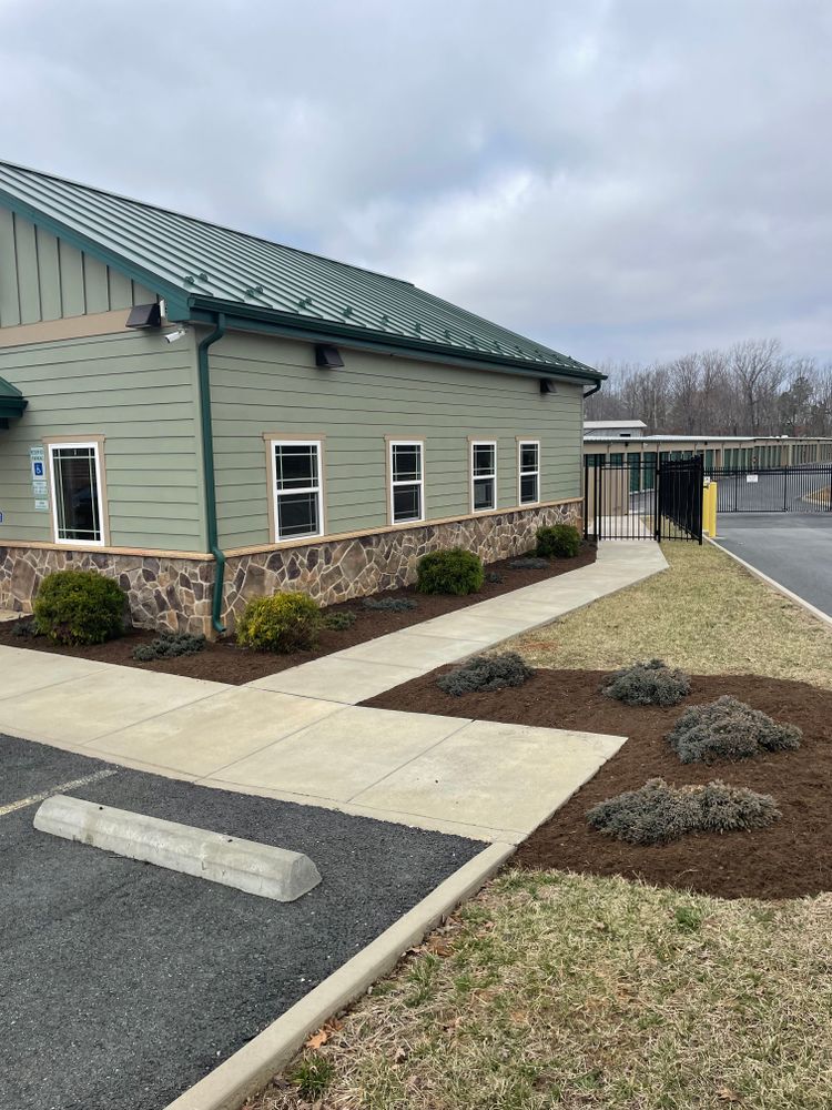 Landscaping for Chiles Lawn & Landscaping in Gordonsville, VA