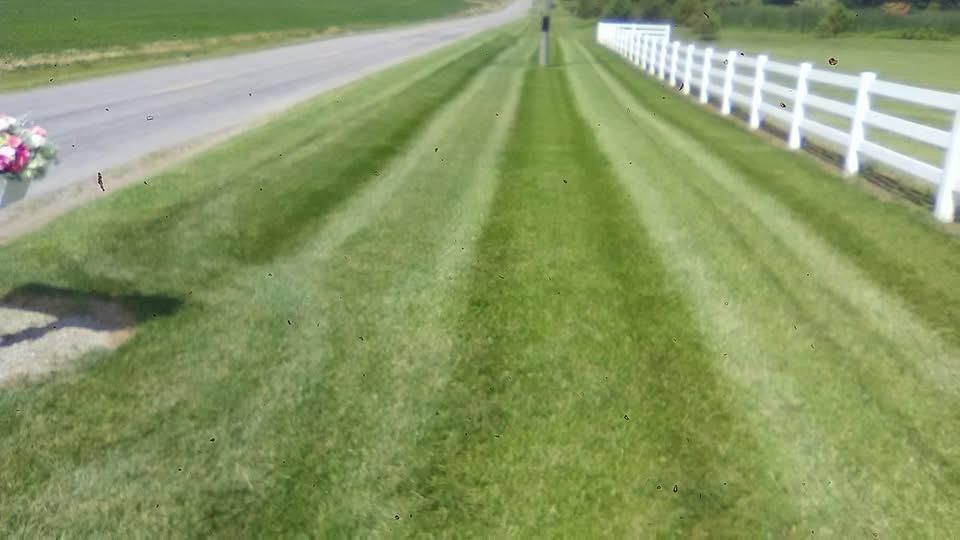Mulch Installation for Division80 Landscaping & Lawncare in Marysville, OH