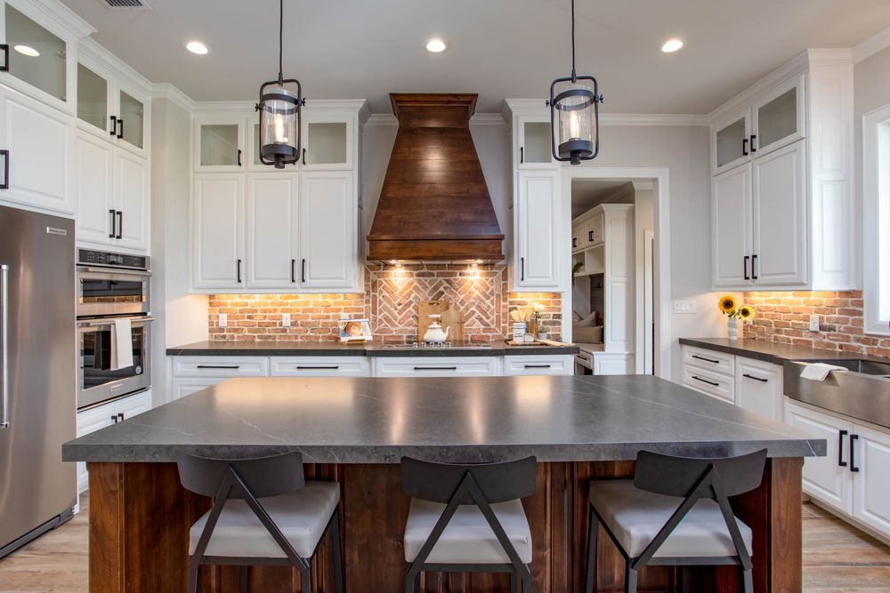 All Photos for Neely Construction & Design LLC in Chandler, TX