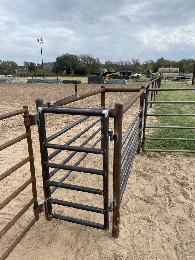 All Photos for Rockin L Construction And Welding Services in Bullard, TX