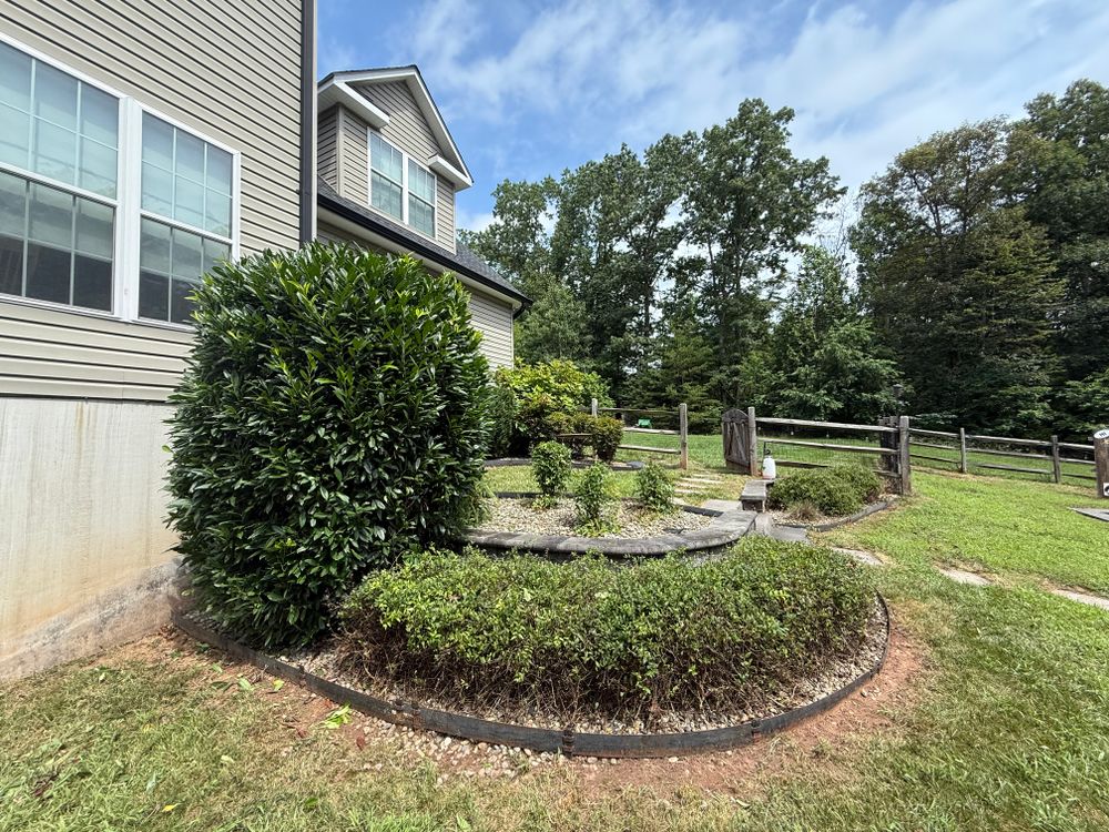 All Photos for Ridgewood Lawn Care LLC in Fredericksburg, VA