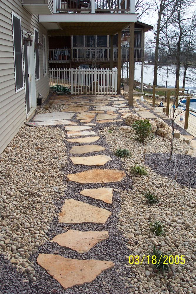 Landscape Installation for Mayfield Landscaping in Staunton, IL
