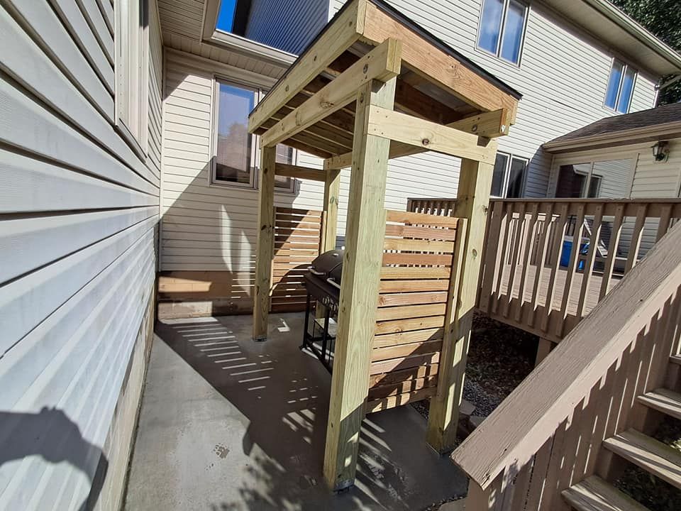 Concrete pad and Grill Hut for Dead Tree General Contracting in Carbondale, Illinois