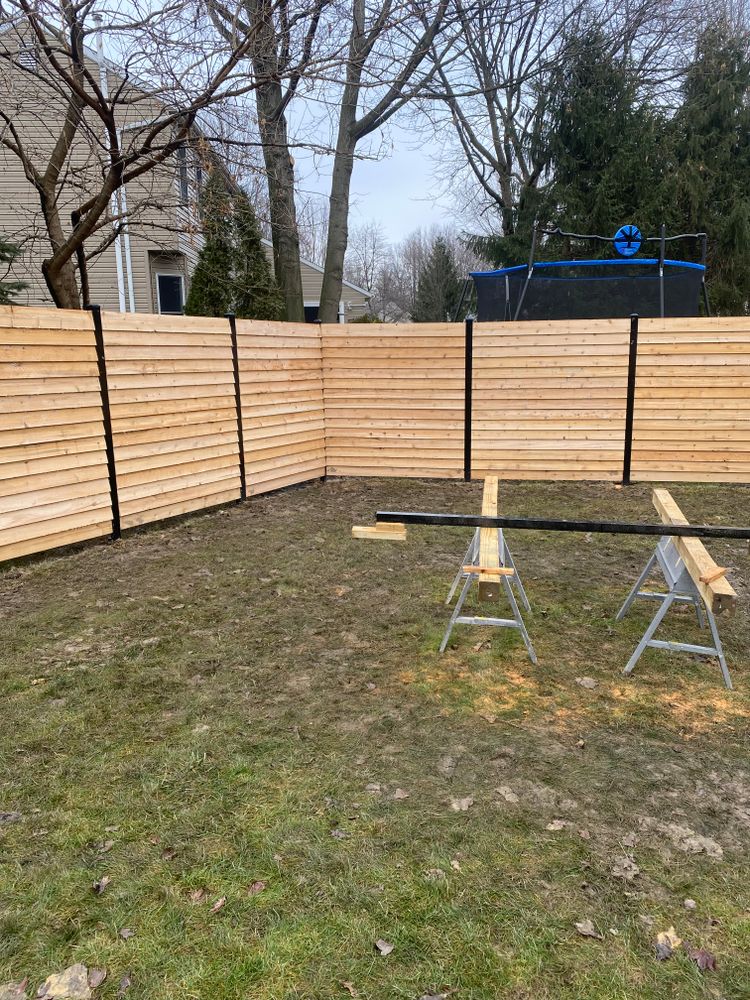 Wood fence for Castle Fence and Deck LLC in Medina, OH