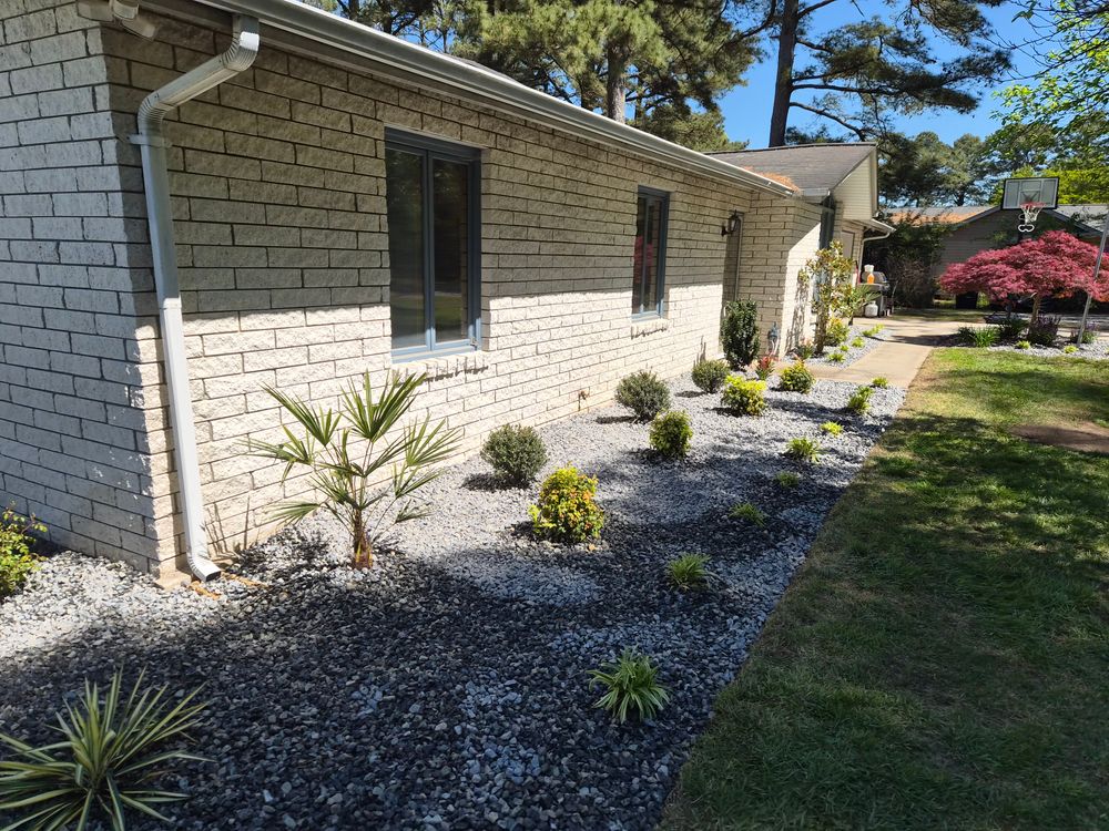 All Photos for 4 Points Lawncare LLC in Hayes, VA