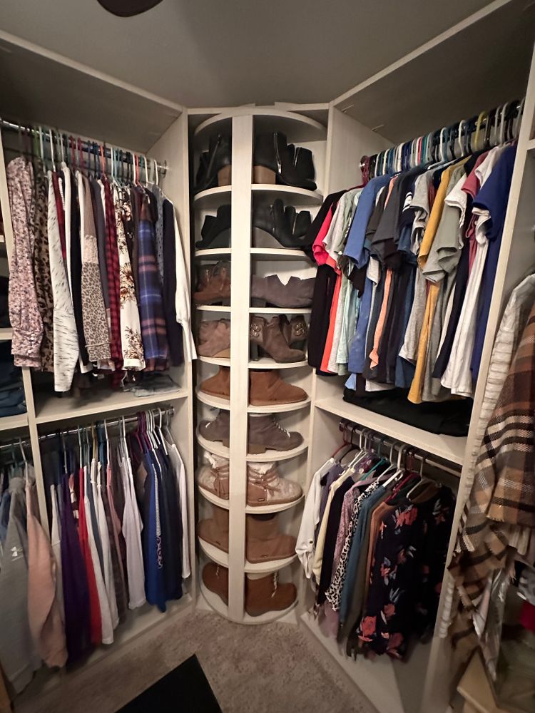 Closets for Blair Construction & Home Improvement in St. Charles, MO