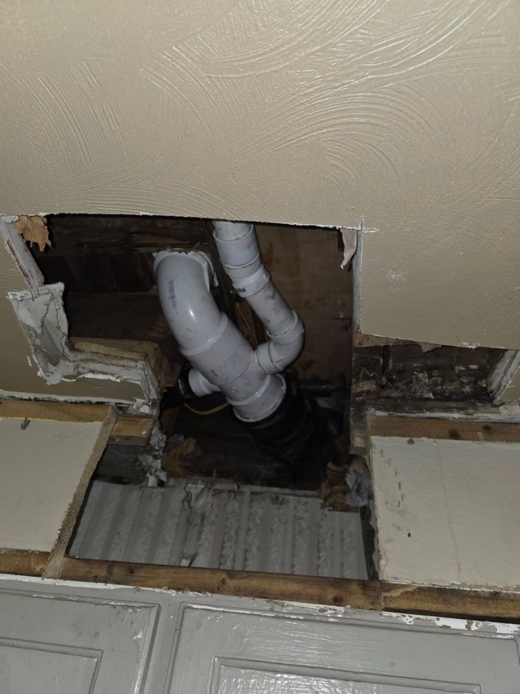 Our Sewer Inspection service identifies blockages and potential issues in your plumbing, ensuring optimal flow. Coupled with expert drain cleaning, we safeguard your home against costly repairs and maintain pristine plumbing conditions. for Kings Custom Plumbing in Roanoke, VA