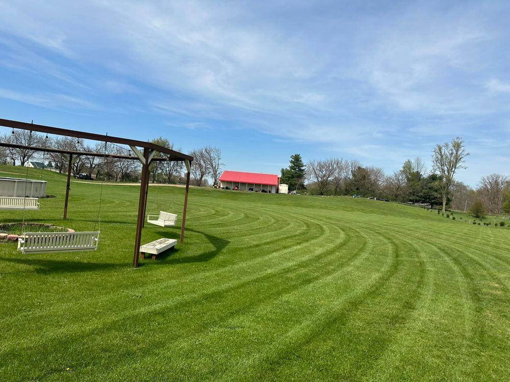 All Photos for FIRST CLASS GRASS LLC in Syracuse, IN