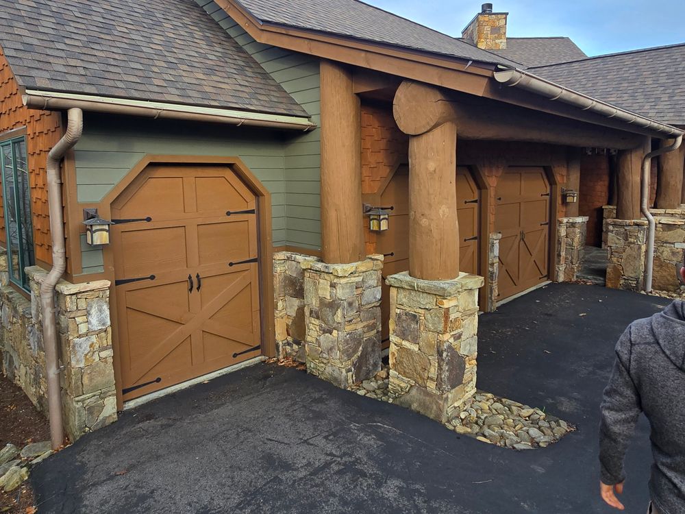 All Photos for Dotson Seamless Guttering in Mars Hill, NC