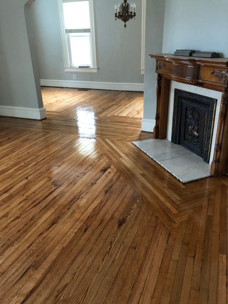 All Photos for Laura Mae Properties in Wolcott, CT