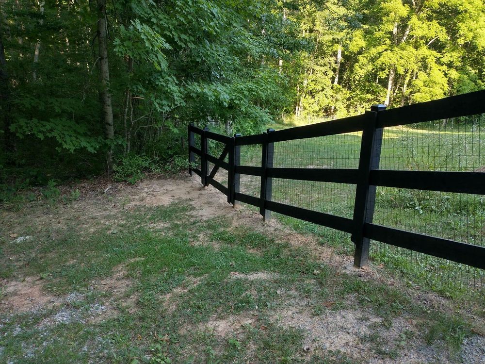 All Photos for Southern Town & Country Fence in Sparta, TN