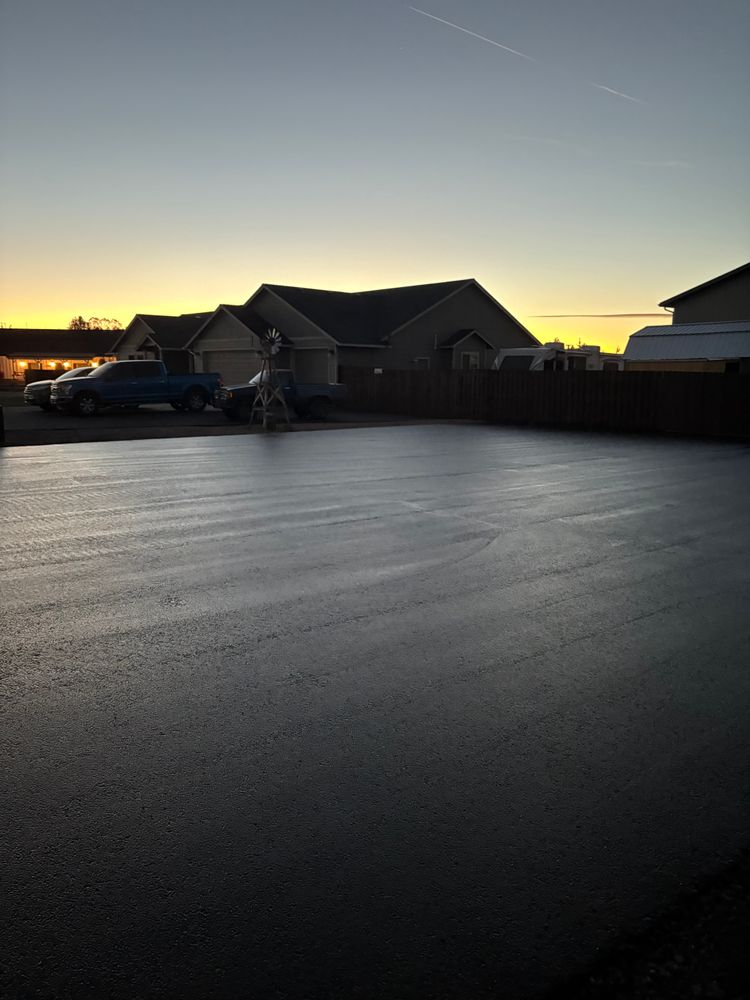 Asphalt / Seal coat for Limitless Excavation & Land Clearing in Eugene, OR