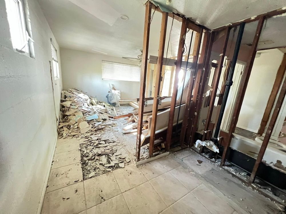 All Photos for Ferrer's Interiors in Centerton, AR