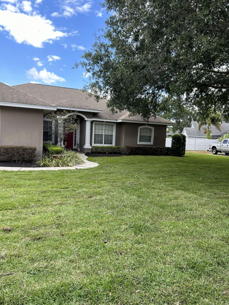 All Photos for Estrada All Pro Lawn Service in Auburndale, Florida