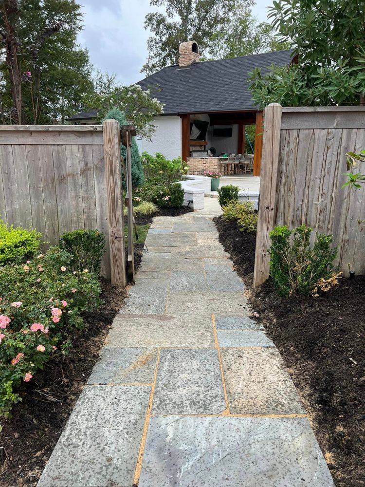 Landscaping for Amis Lawn and Landscape, LLC in Clinton, MS