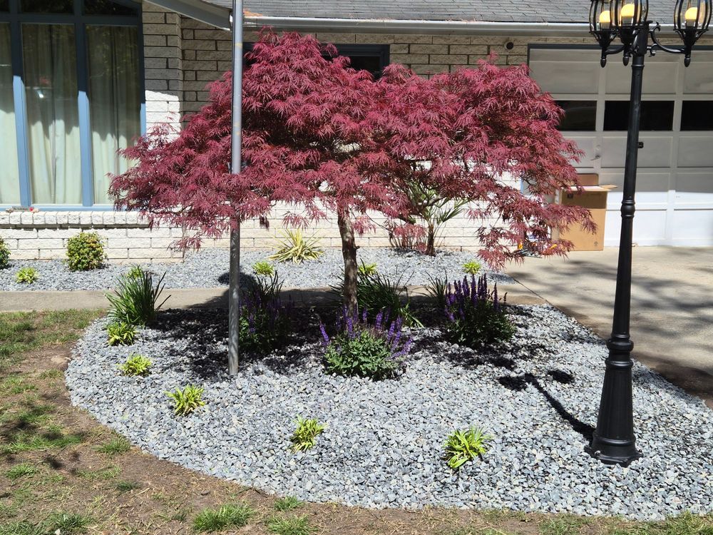 Landscaping  for 4 Points Lawncare LLC in Hayes, VA