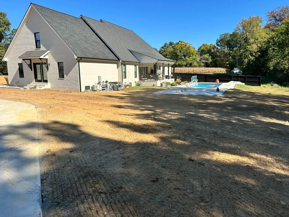 Landscaping for Bailey’s Lawn Care & Dirt Service in Murray, KY