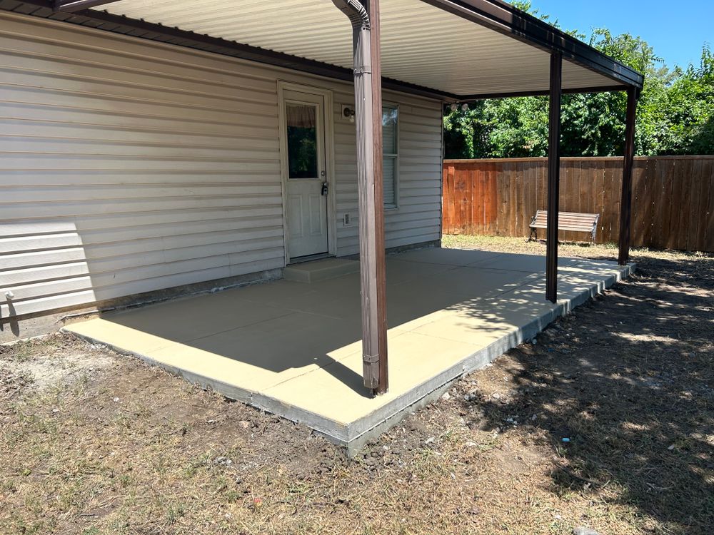 Driveways  for JM Concrete in Dallas, TX