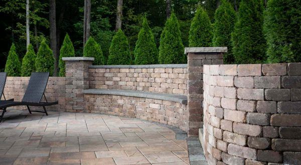 Retaining Walls for Lamb's Lawn Service & Landscaping in Floyds Knobs, IN