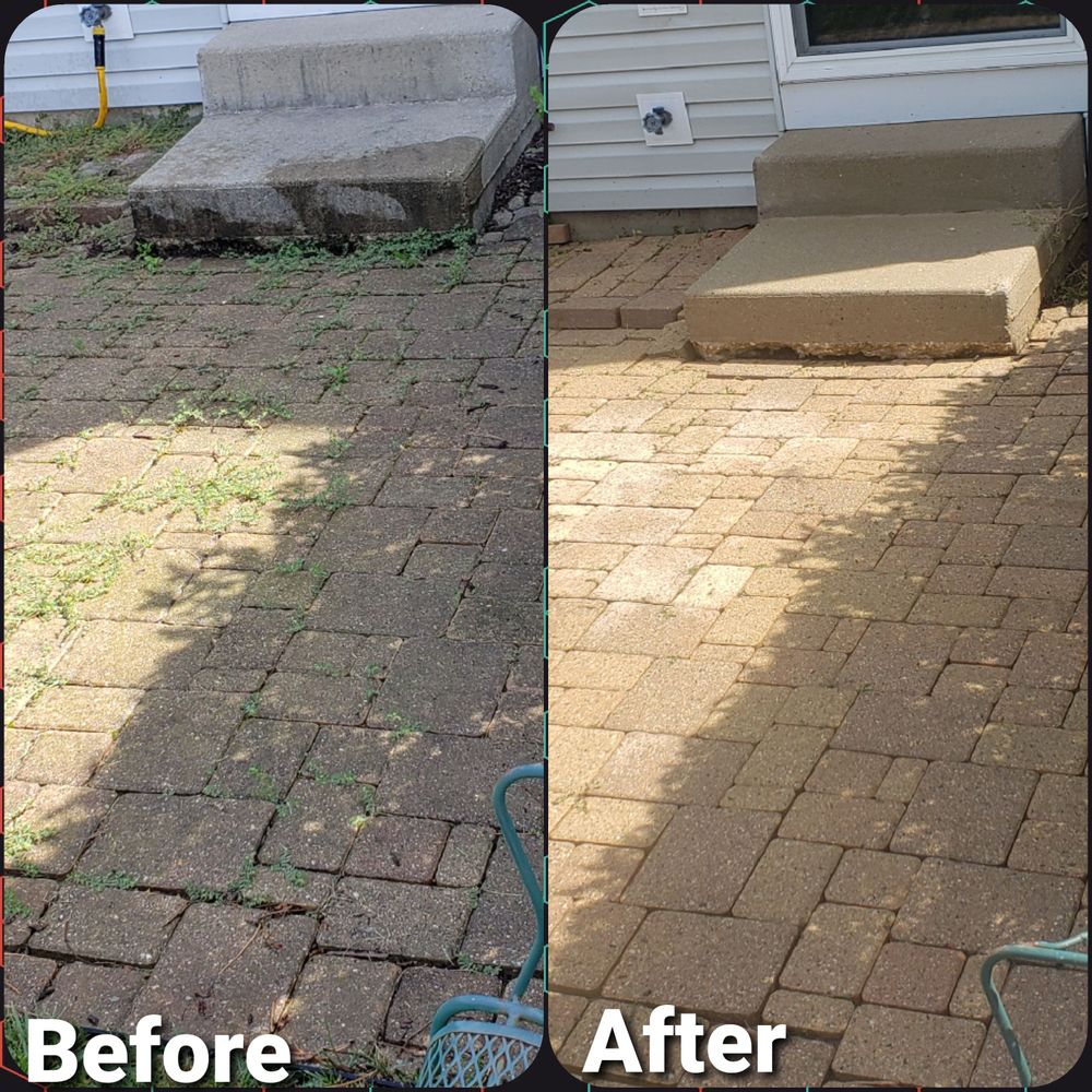 Before and After for Under Pressure Exterior Washers in Saint Charles, Illinois