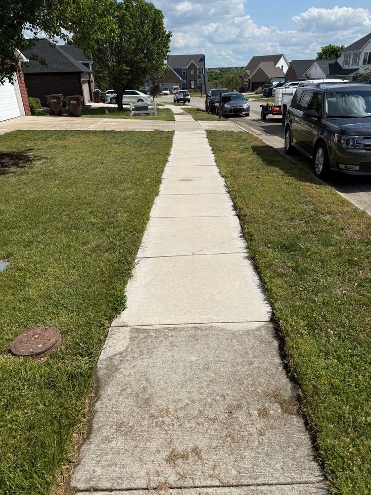 Driveway & Sidewalk Cleaning for Central KY Pressure Washing in Winchester, KY