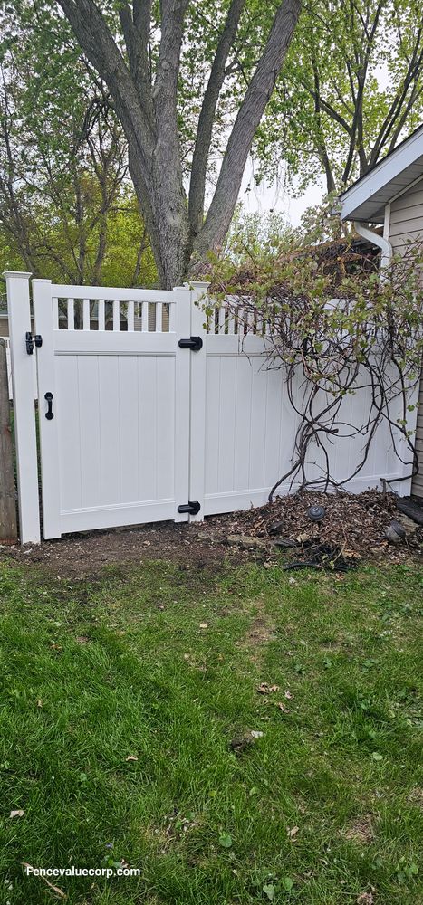 GATES DESIGNS OPTIONS for Fence Value Corp in Chicago, IL