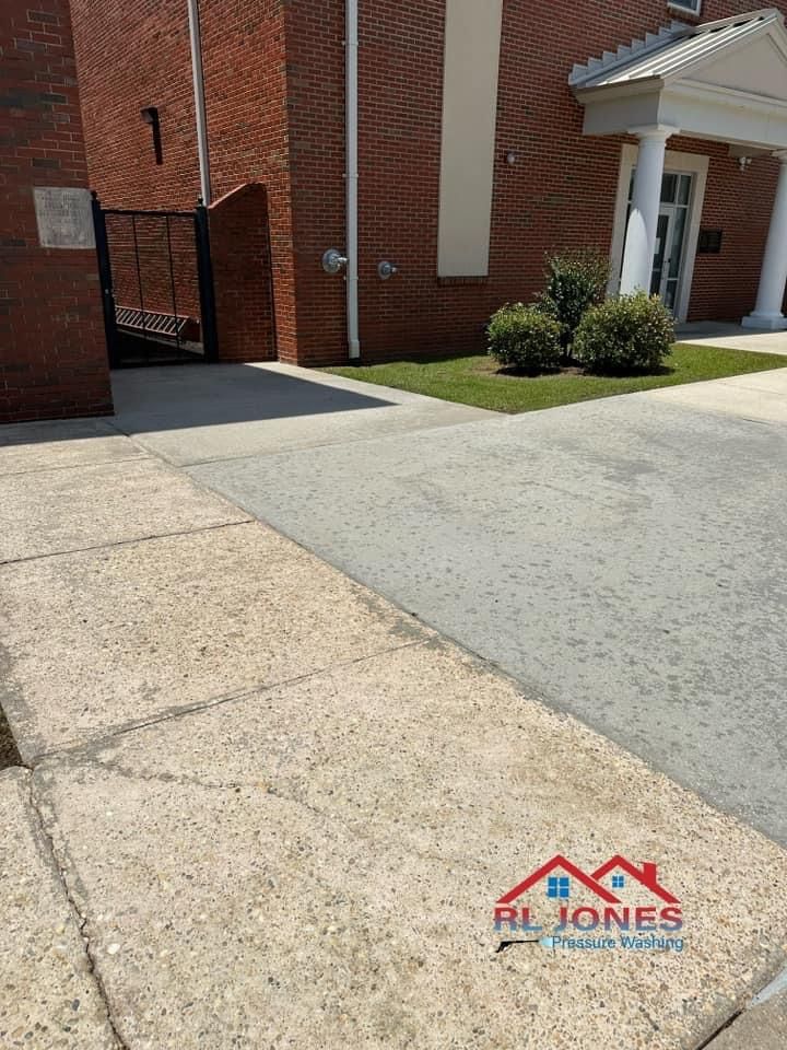 All Photos for RL Jones Pressure Washing  in    Monroeville, AL