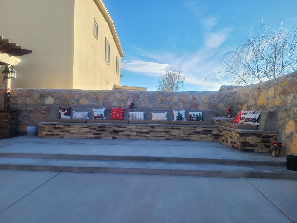 Residential Concrete Bench for ADM Landscaping & Irrigation LLC in El Paso,  TX