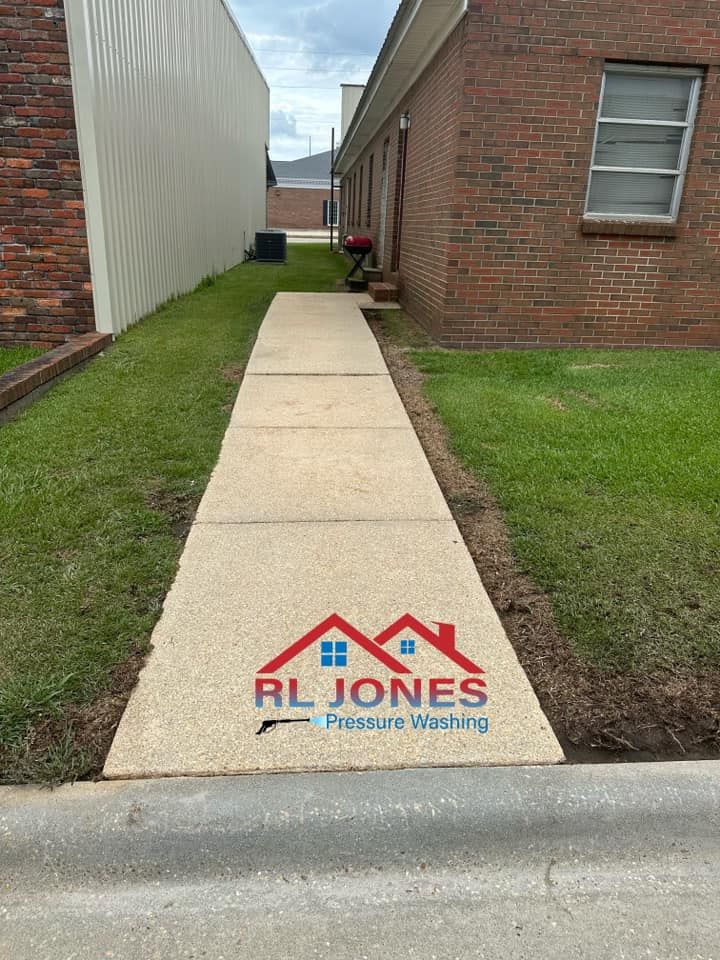 All Photos for RL Jones Pressure Washing  in    Monroeville, AL