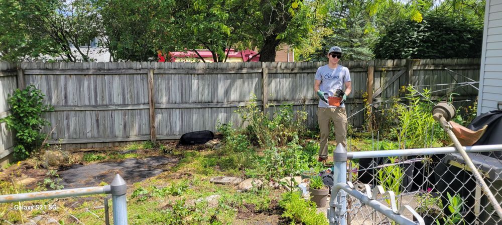 GLS Outdoor Services team in Grove City, OH - people or person