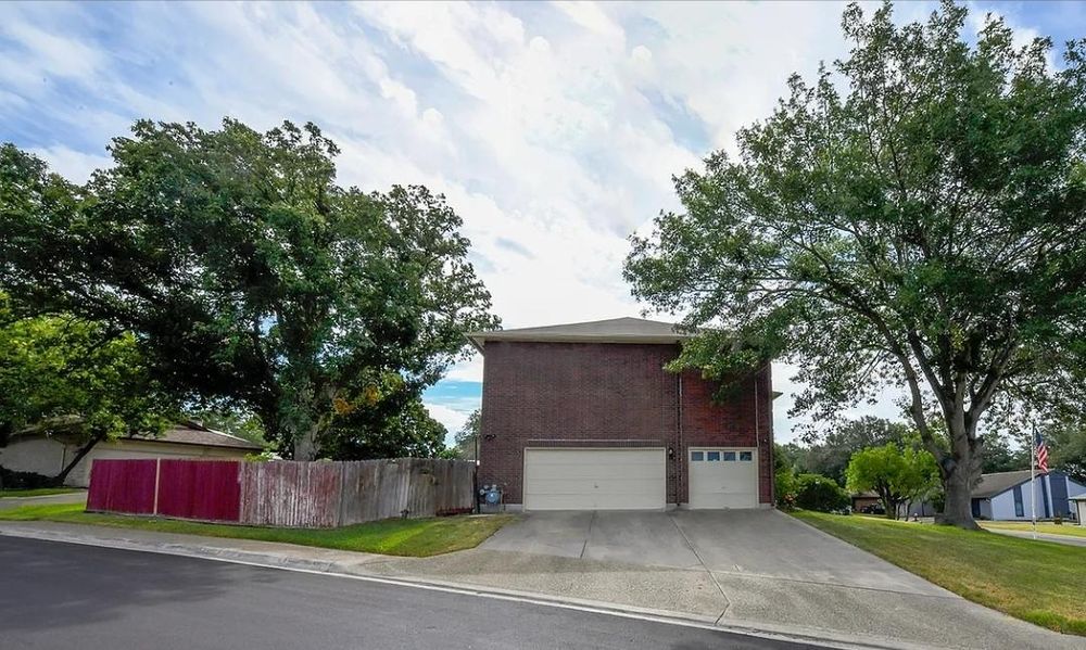 All Photos for Ansley Staining and Exterior Works in New Braunfels, TX