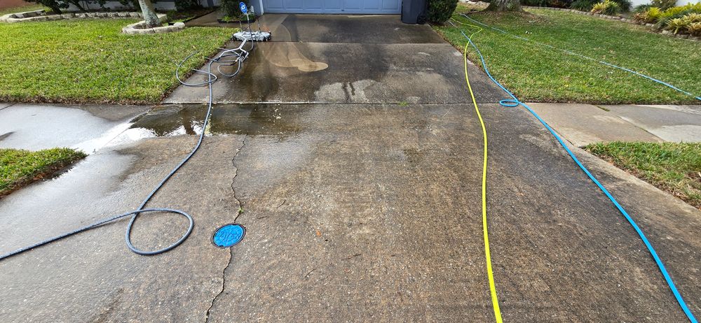 All Photos for Blue Stream Roof Cleaning & Pressure Washing in Tampa, FL