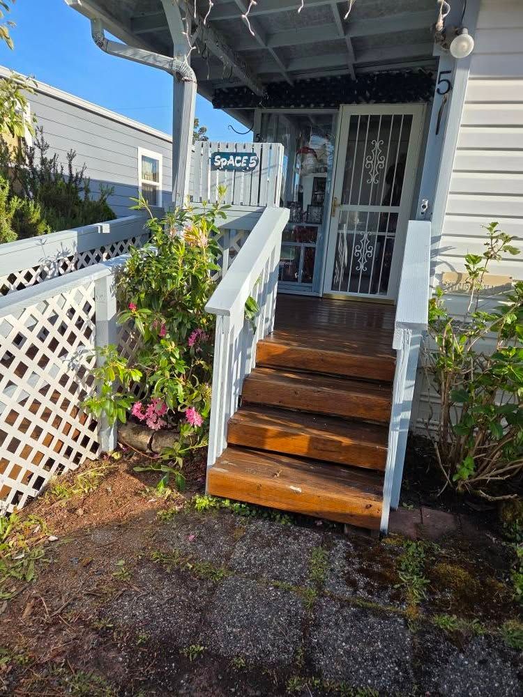 Outdoor Living for BTC Construction in Florence, OR