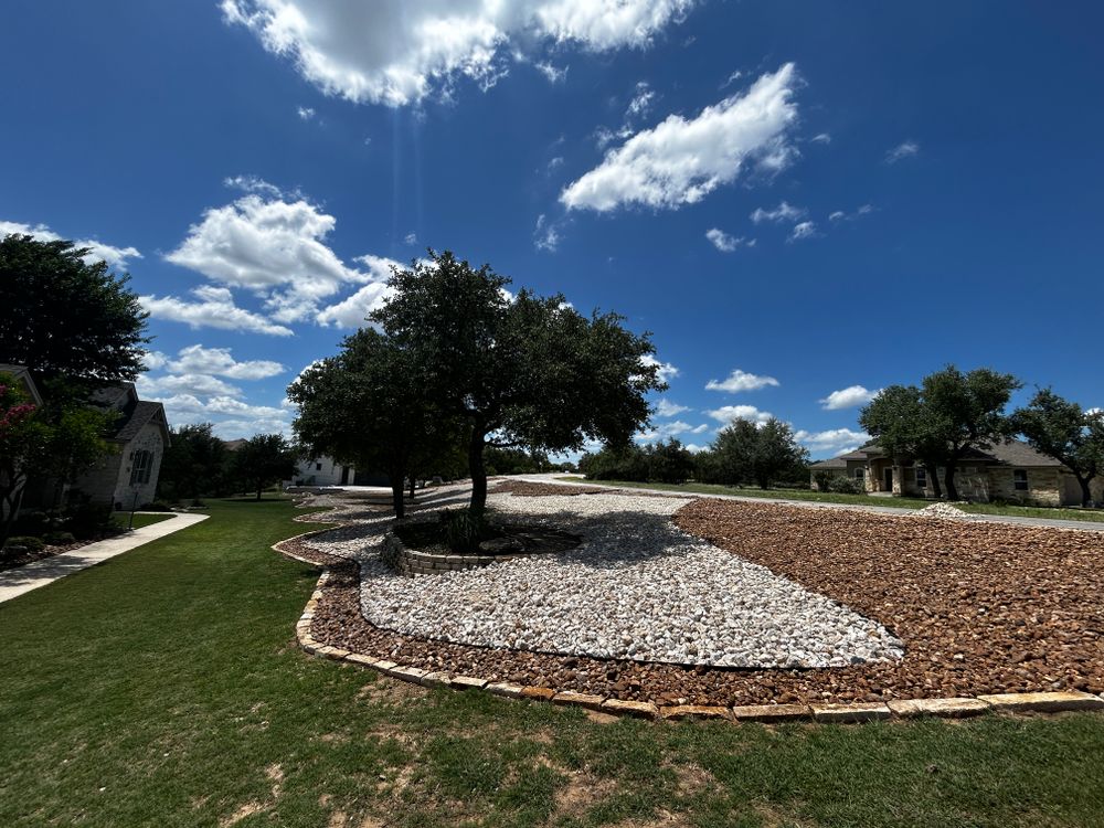 Xeriscape/hardscape for Good and Green Landscaping in Canyon Lake, TX