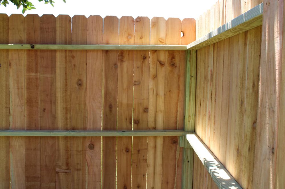 Fence Installation for Texas Fence & Outdoors LLC in Friendswood, TX