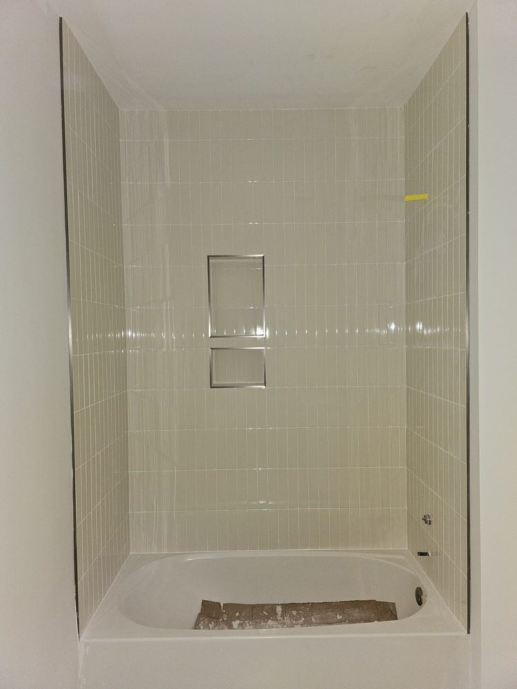 Bathroom & Showers for MMH Flooring LLC in Greenville, SC