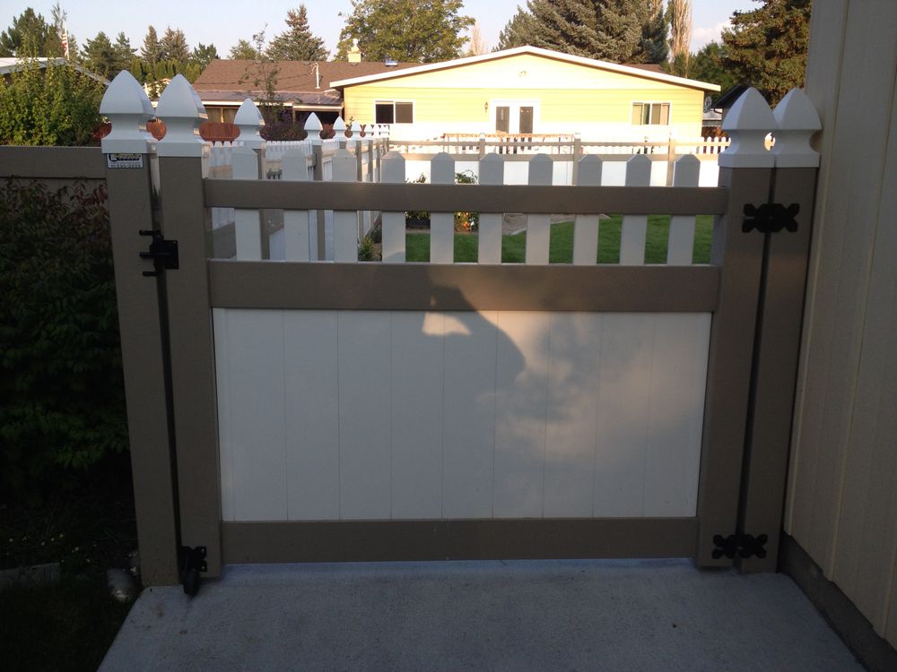 Fence for Vinyl Creations in Idaho Falls, ID