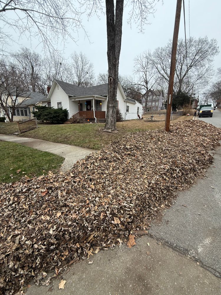 All Photos for Elite Lawn Care Solutions in Leavenworth, KS