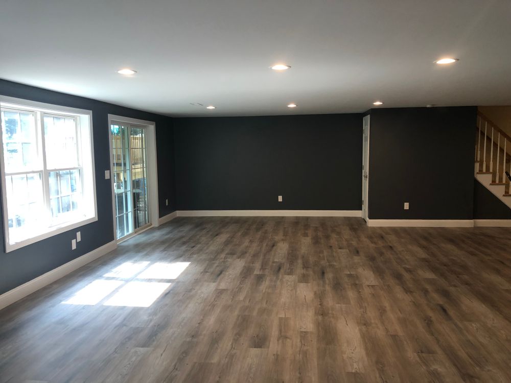 All Photos for Laura Mae Properties in Wolcott, CT