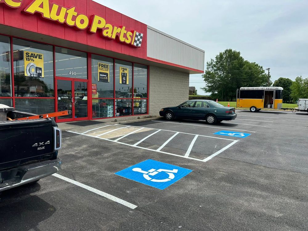 Asphalt for Metzler Paving and Sealcoating in Jacksboro, TN